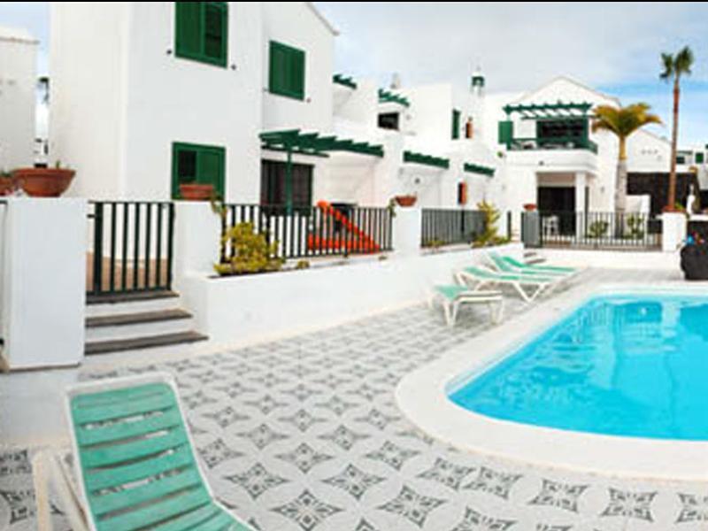 Apartamentos Las Acacias プエルト・デル・カルメン エクステリア 写真