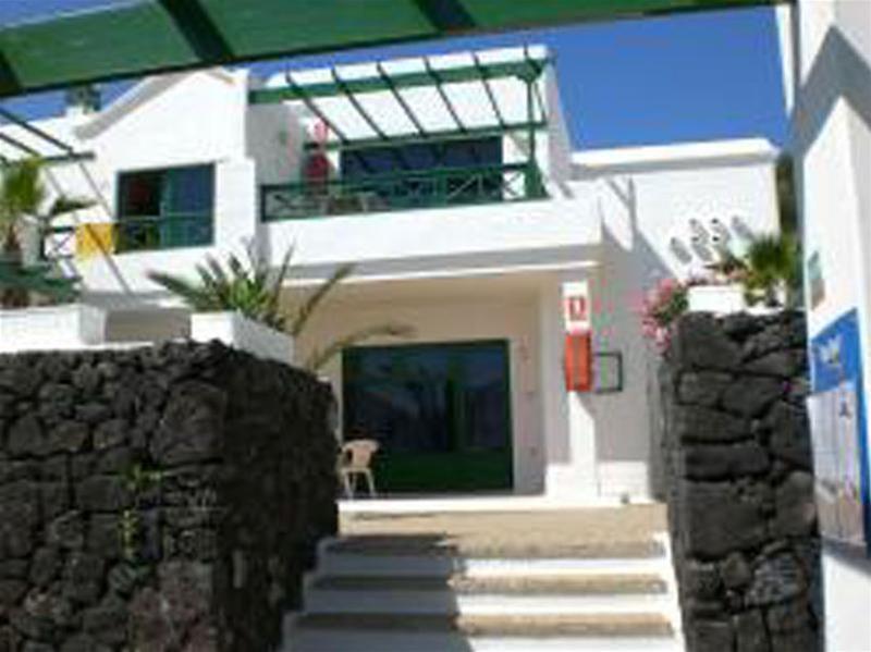 Apartamentos Las Acacias プエルト・デル・カルメン エクステリア 写真