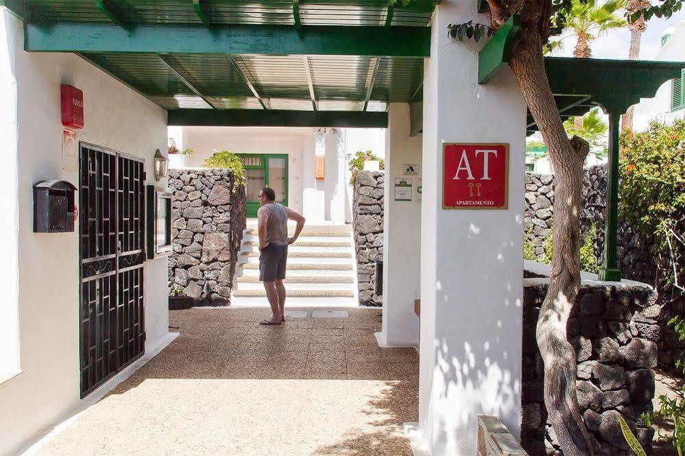 Apartamentos Las Acacias プエルト・デル・カルメン エクステリア 写真