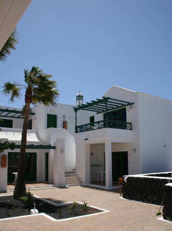 Apartamentos Las Acacias プエルト・デル・カルメン エクステリア 写真